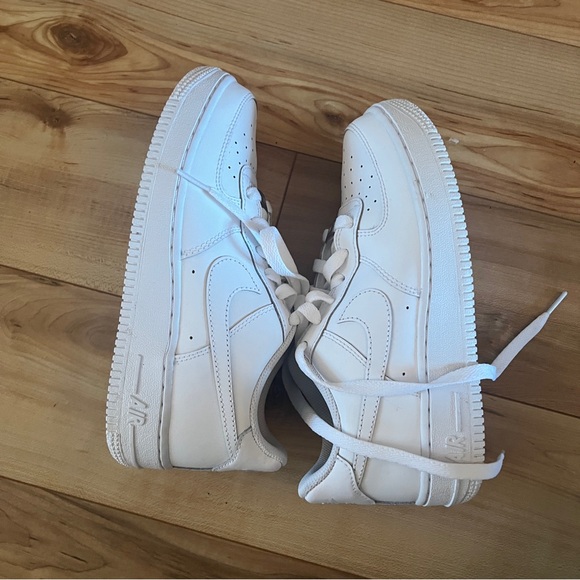 YOUTH SIZE 4 AIR FORCE I - Picture 6 of 6